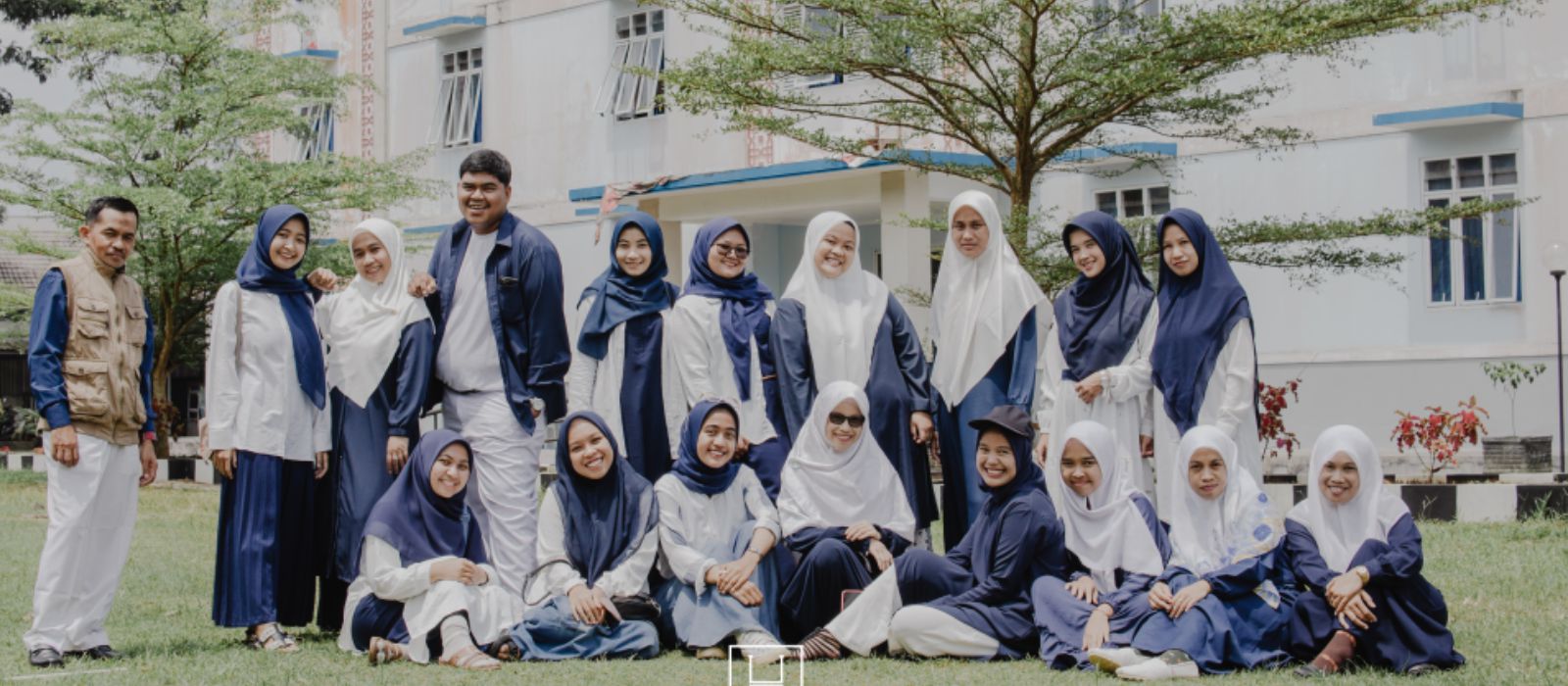 cr4